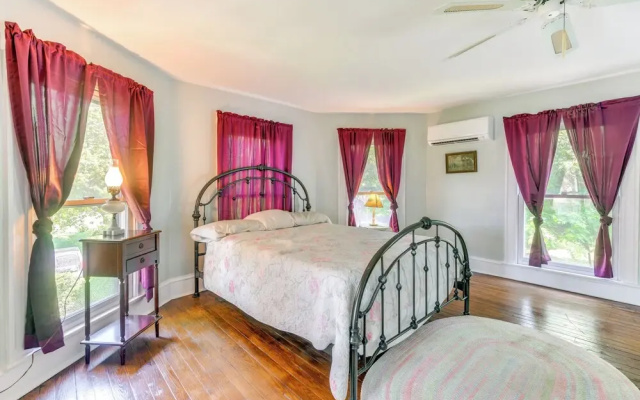 Bayfront Heathsville Home w/ Crabbing Pier!
