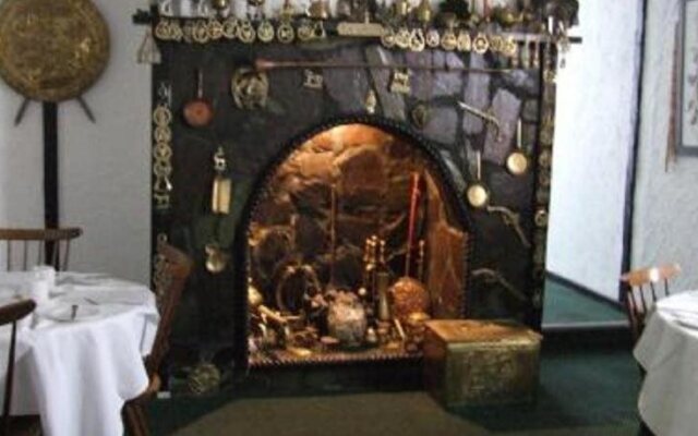 Black Lions Guest House