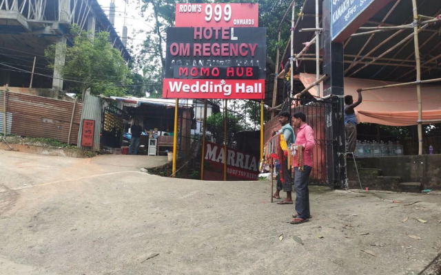 Hotel Om Regency
