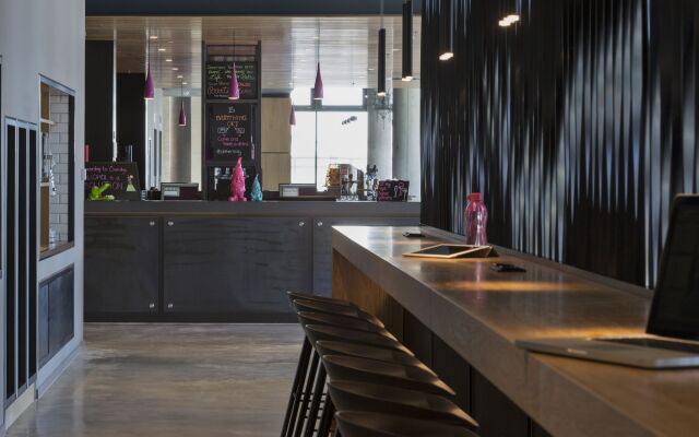 Moxy Vienna Airport