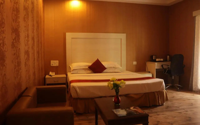 Golden Sun Beach Resort