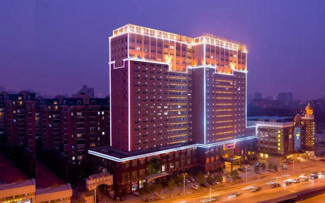 Central International Hotel