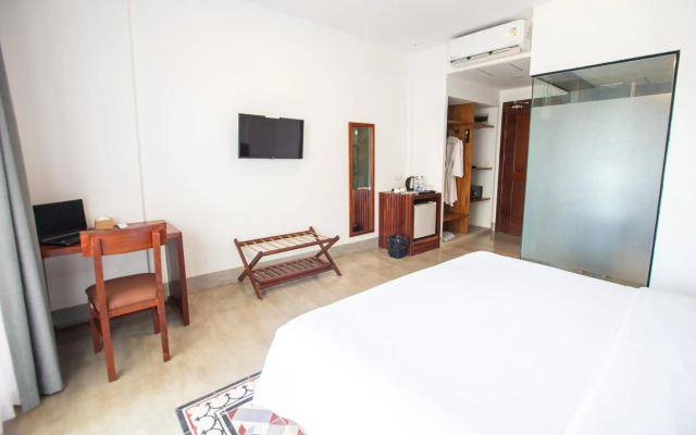 DACO Hotel