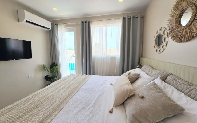 Rooi Santo Residence