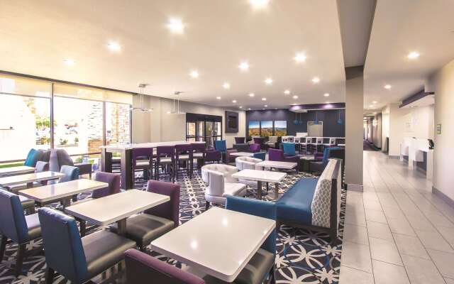 La Quinta Inn & Suites by Wyndham Pampa