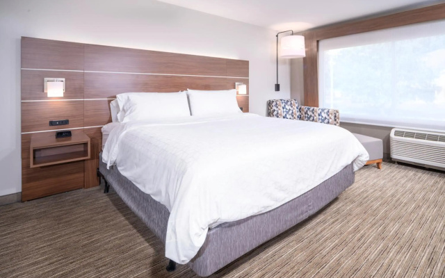 Holiday Inn Express Brevard City Center by IHG