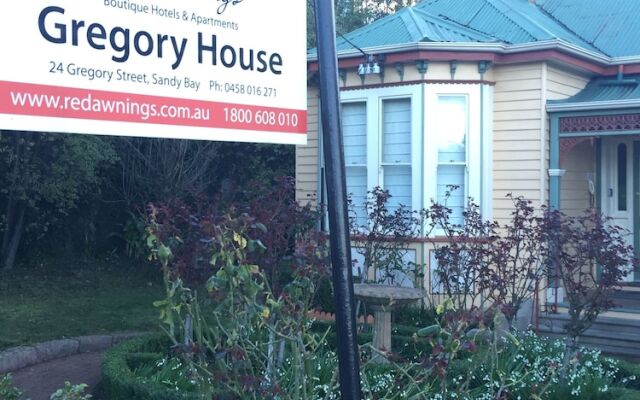 Gregory House
