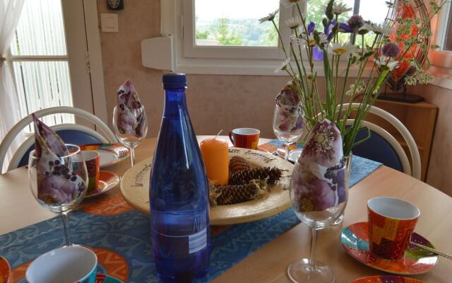 Holiday Home in La Roche-en-Ardenne near Forest