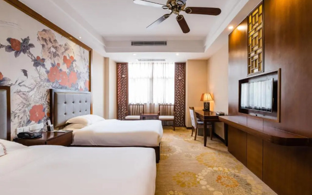 Sanqingshan Boutique Hostel