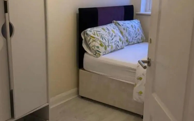 Komegloba Mega room
