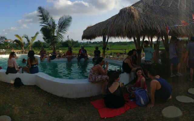 Clandestino - Hostel