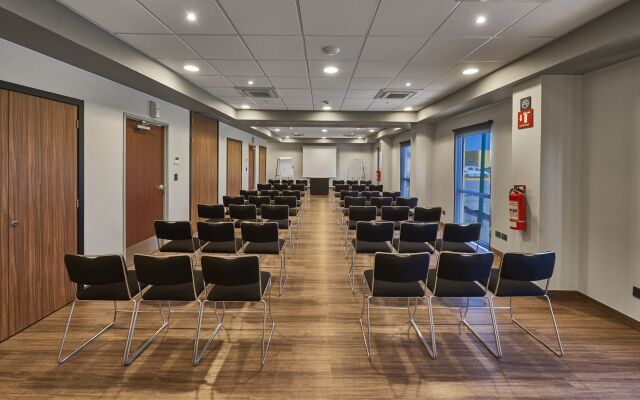 City Express by Marriott Celaya Galerias