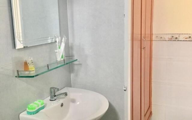 Trieu Hoang Hotel