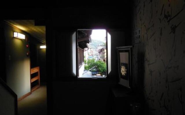 Hayakawa Economy Inn