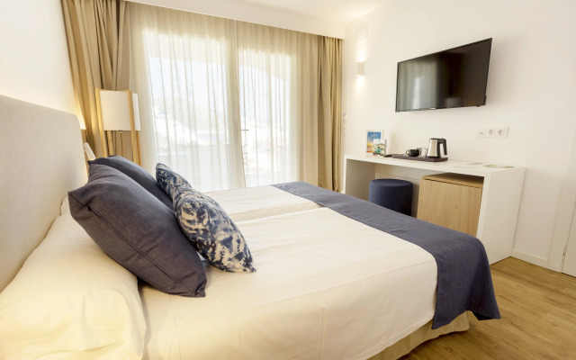 Parque Nereida Suites Hotel
