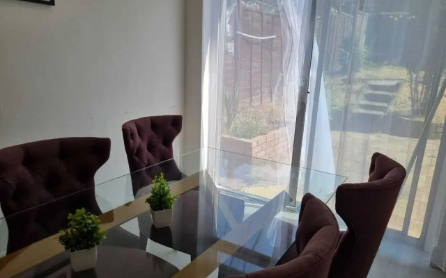 Large 4 Bed Terraced House