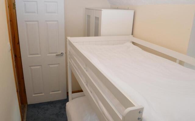 Flat 14c Bayhead