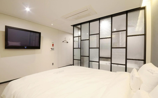 Queens Hotel Seomyeon Busan