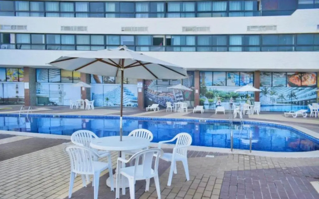 Maravilhoso apartamento 2 quartos vista mar no Ondina Apart