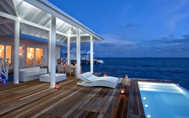 Diamonds Thudufushi Maldives Resort & Spa