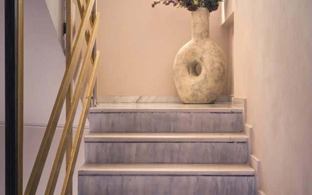 Num Suites & Lofts Athens