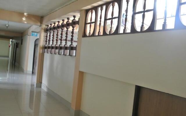 Chaopraya Garden Hotel