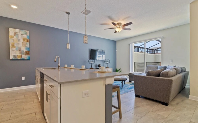 ChampionsGate 4BR 3BA Townhome