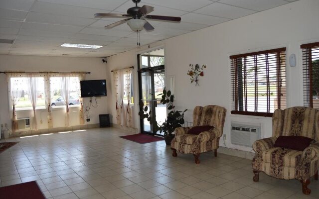 Regency Inn And Suites