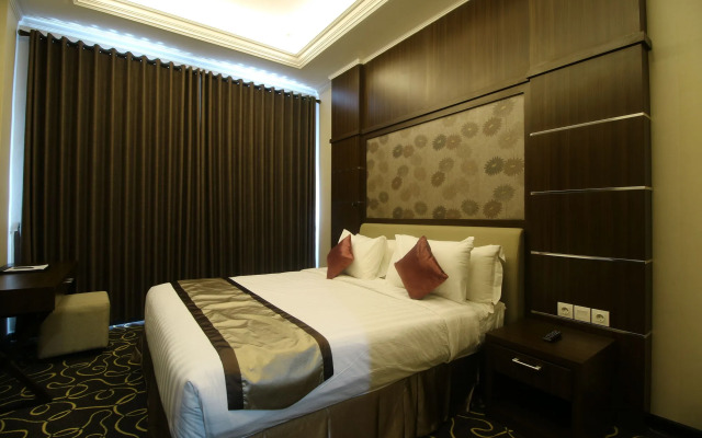 Adhiwangsa Hotel & Convention Hall