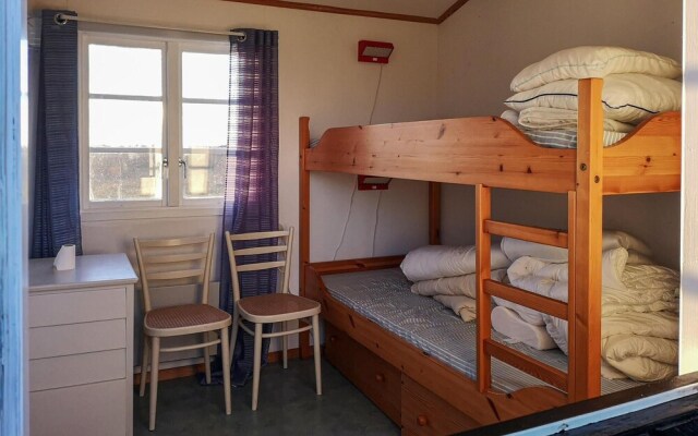 Nice Home in Klintehamn With 3 Bedrooms and Wifi