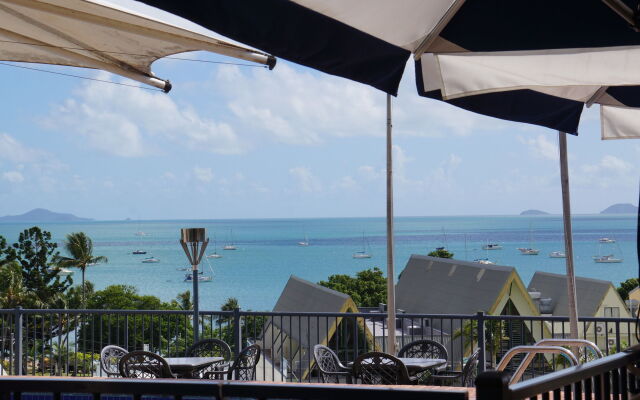 Whitsunday Terraces Hotel Airlie Beach