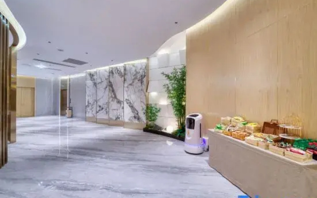 Pujiang Weisi Li Hotel