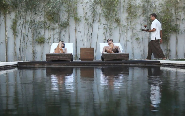 eqUILIBRIA SEMINYAK