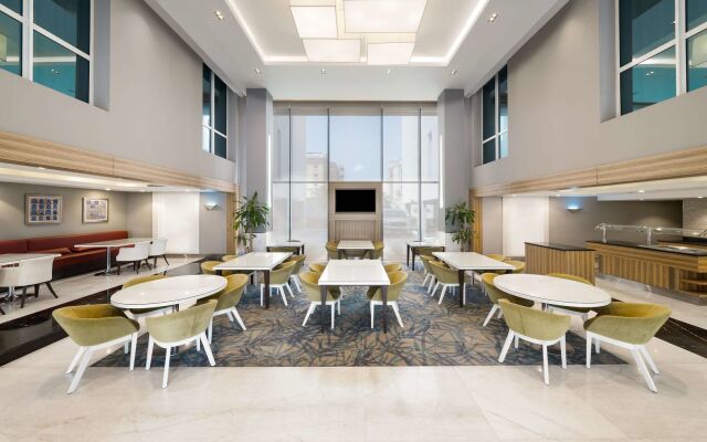 SAS Residence & Hotel, Dhahran - Formerly Radisson Blu