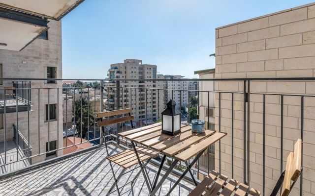 Even Israel Apartments