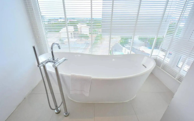 Worita Cove Hotel