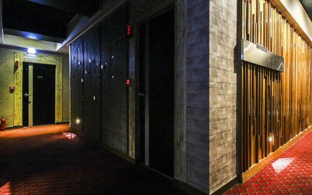 2X Hotel