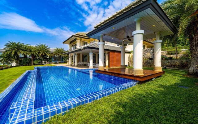 Luxury Mansion On Golf Course - BMG5