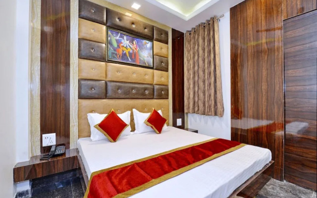 OYO 13795 Delight Home Stay