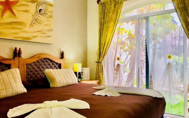 11 Pax Comfort Pool Villa