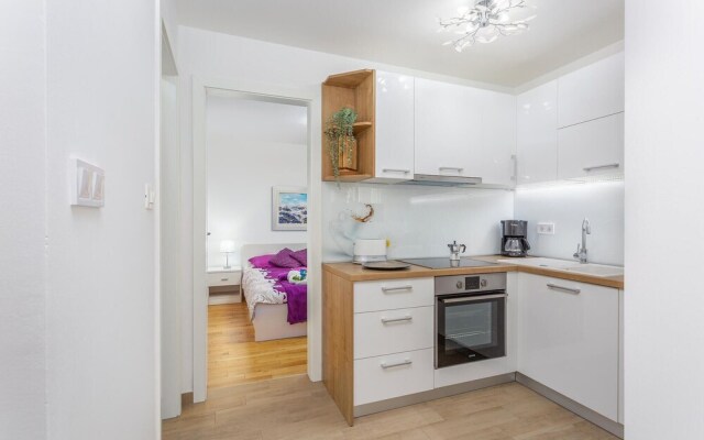 Amazing Apartment in Vantacici With Wifi and 1 Bedrooms