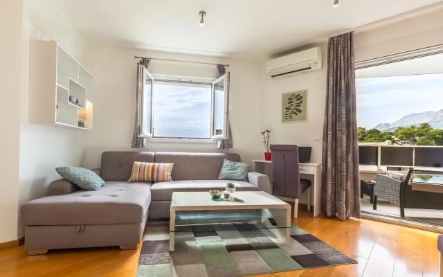 Urban City Apartment