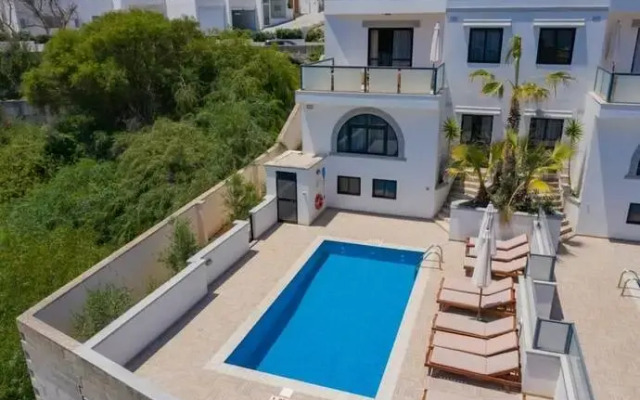 Villa Sardinella 5 Bedroom Villa With Private Pool
