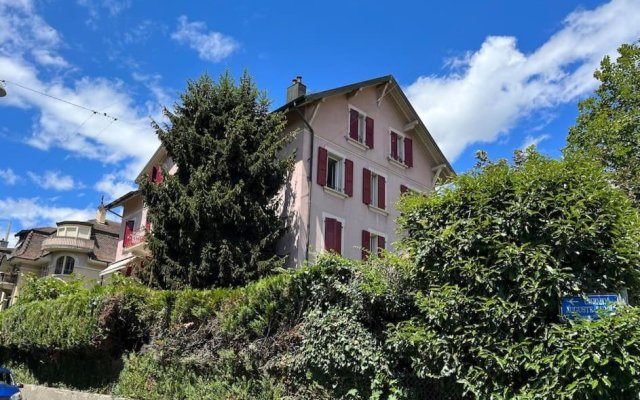 A deux pas du lac Leman ( Ouchy) joli appartement