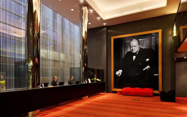 Plaza Premium Grand Winston Hotel