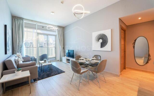 KeyHost - Studio One Dubai Marina - K1560