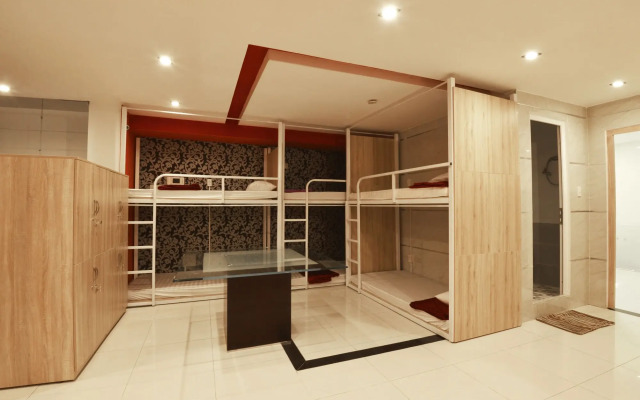 My Friends Hotel - Hostel