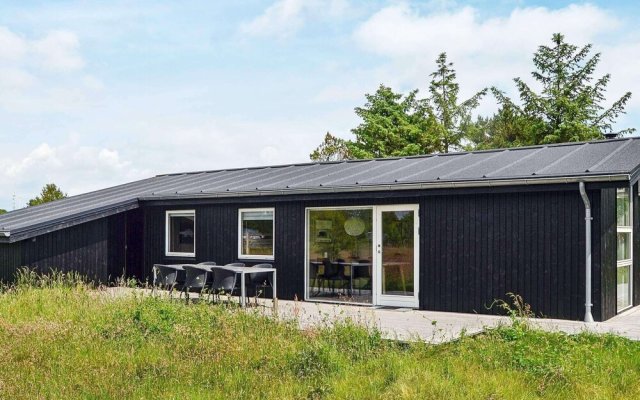 Fabulous Holiday Home in Fanø near Sea