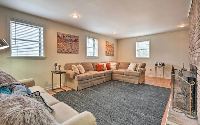 Memphis Vacation Rental - 1/2 Mi to Graceland
