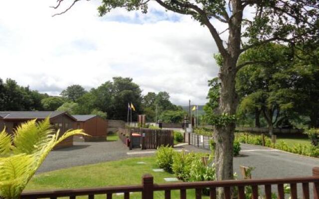 Dollar Lodge and Holiday Home Park